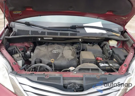 2017 Toyota Sienna Xle 8 Passenger from USA, damaged, VIN 5TDYZ3DC3HS847876